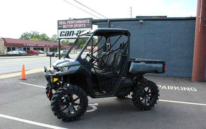 2024 Can-Am Defender XT HD10