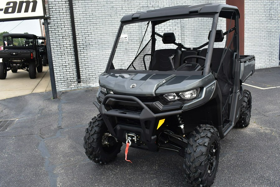 2024 Can-Am Defender XT HD10