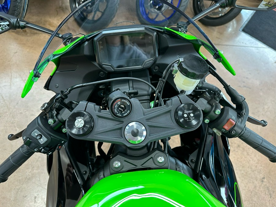 2024 Kawasaki Ninja ZX-6R KRT Edition