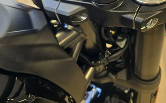 2026 Ducati Scrambler Full Throttle Thrilling Black Full Throttle