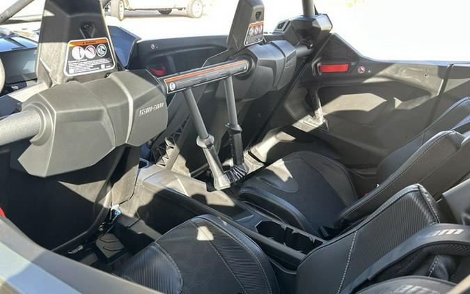 2026 Can-Am Maverick R MAX X Rc With Smart-Shox