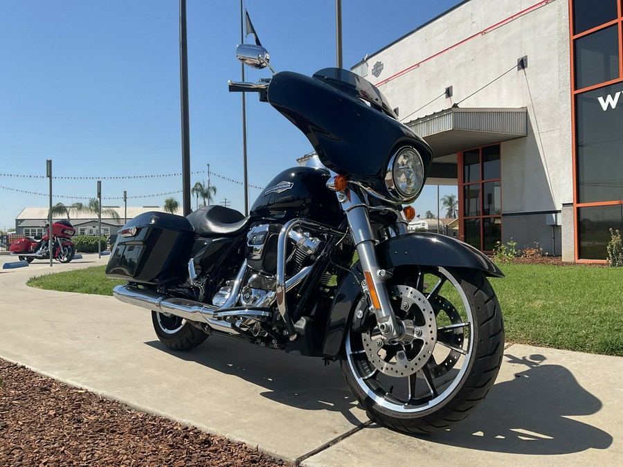 FLHX 2023 Street Glide®