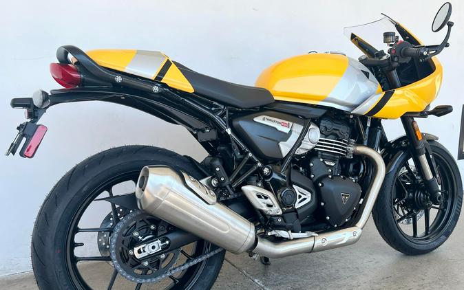 2026 Triumph THRUXTON 400