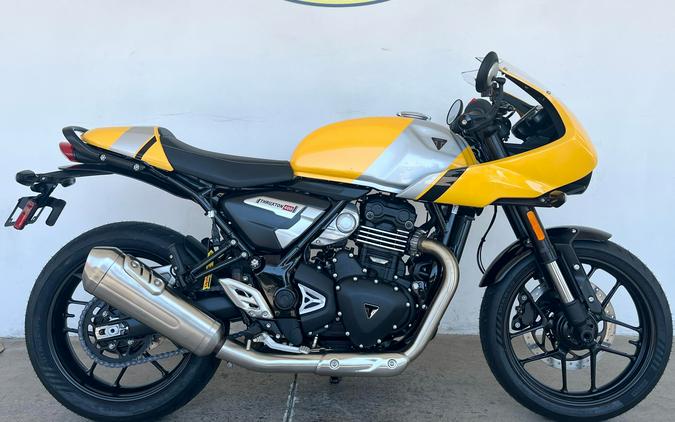 2026 Triumph THRUXTON 400