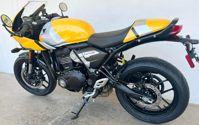 2026 Triumph THRUXTON 400