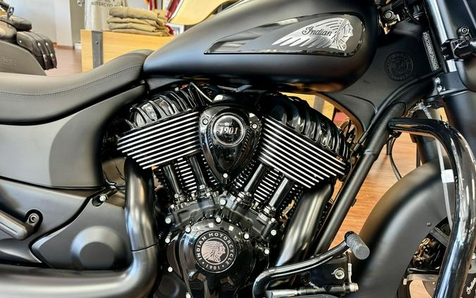 2023 Indian Motorcycle® Chieftain® Dark Horse® Black Smoke