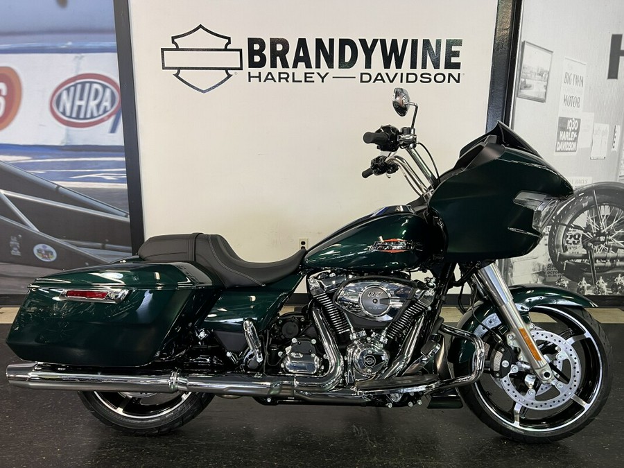 2024 Harley-Davidson Road Glide® Alpine Green FLTRX