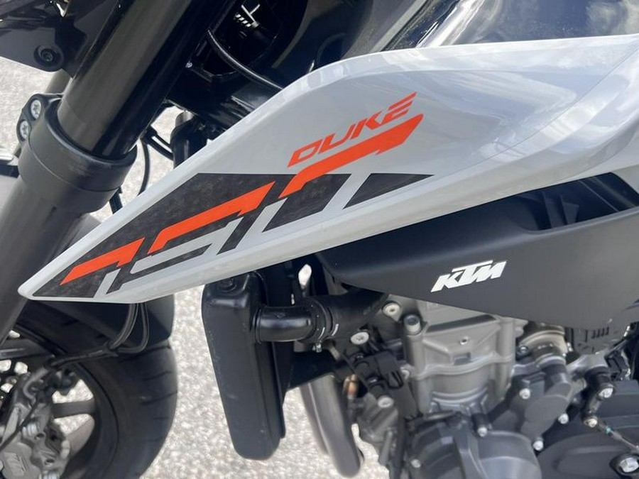 2023 KTM 790 Duke