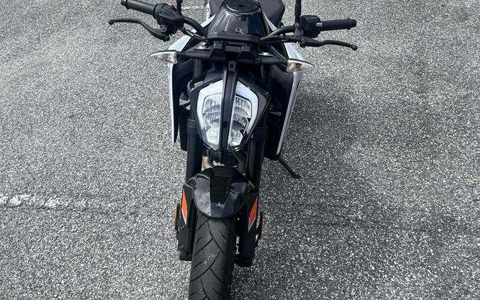 2023 KTM 790 Duke