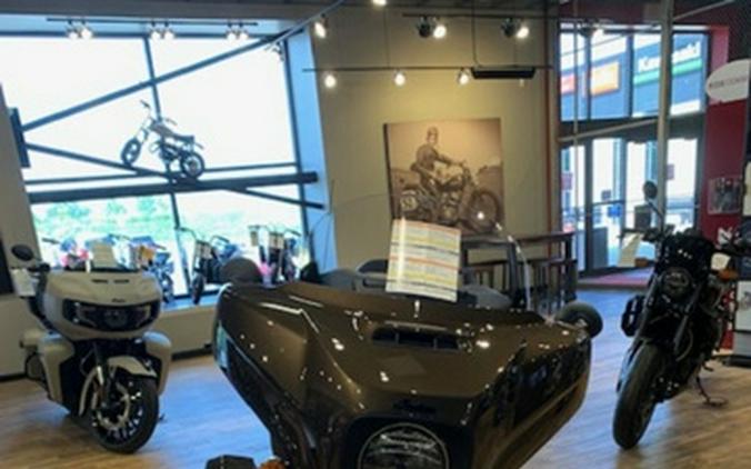 2023 Indian Roadmaster Dark Horse Bronze Pearl Metallic