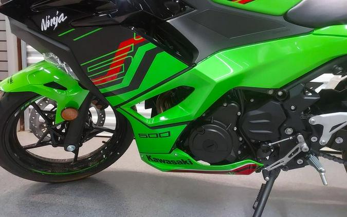 2024 Kawasaki Ninja® 500 KRT Edition