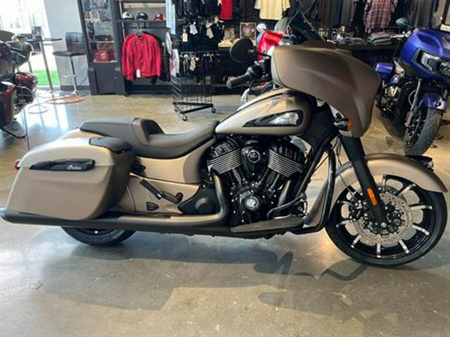 2024 Indian Motorcycle Chieftain® Dark Horse® Icon with PowerBand Audio Package