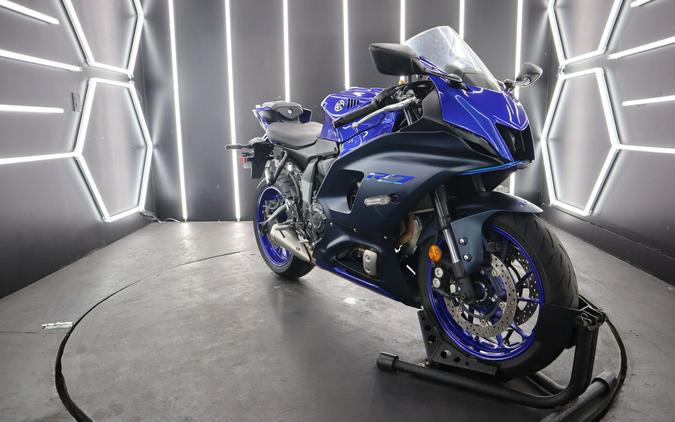 2023 Yamaha Marine R-7