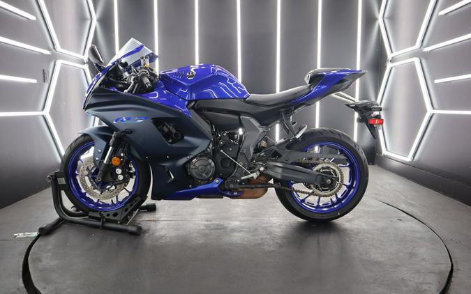 2023 Yamaha Marine R-7