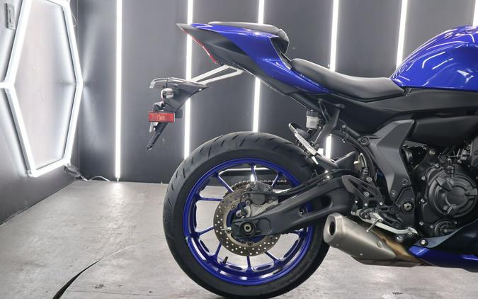 2023 Yamaha Marine R-7