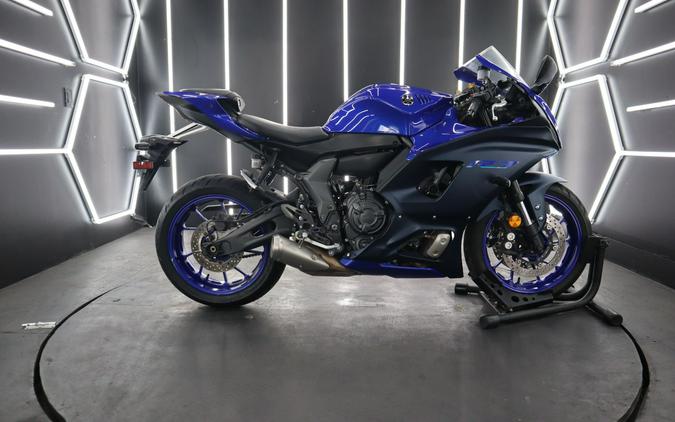 2023 Yamaha Marine R-7