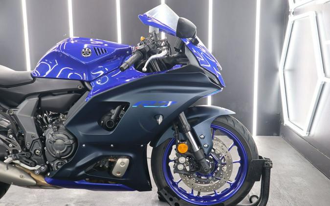 2023 Yamaha Marine R-7
