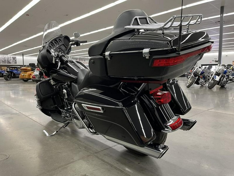 2016 Harley-Davidson® FLHTCU - Electra Glide® Ultra Classic®