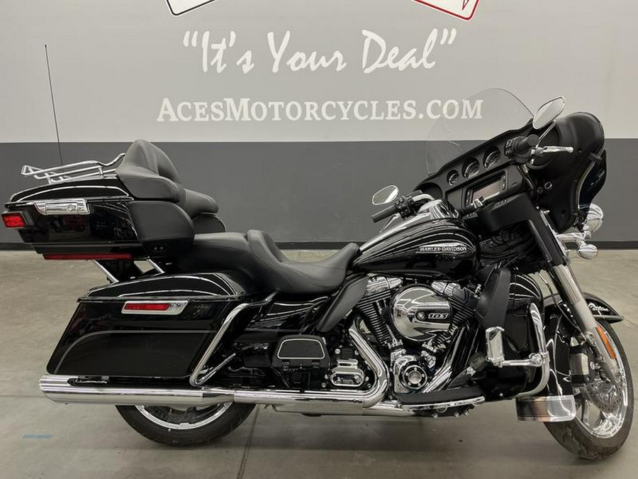 2016 Harley-Davidson® FLHTCU - Electra Glide® Ultra Classic®