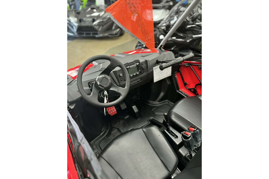 2026 Polaris RZR 200 EFI