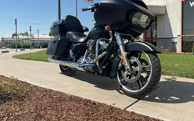 FLTRX 2018 Road Glide®