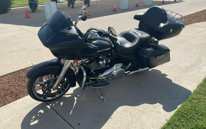 FLTRX 2018 Road Glide®