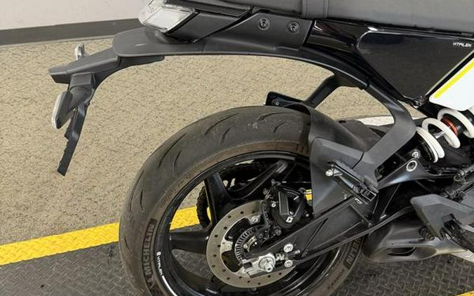 2024 Husqvarna® Vitpilen 401