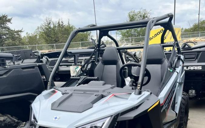 2024 Polaris RZR 200 EFI