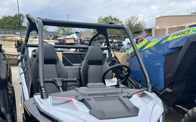 2024 Polaris RZR 200 EFI