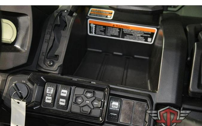 2024 Can-Am Defender MAX X mr with Half-Doors HD10