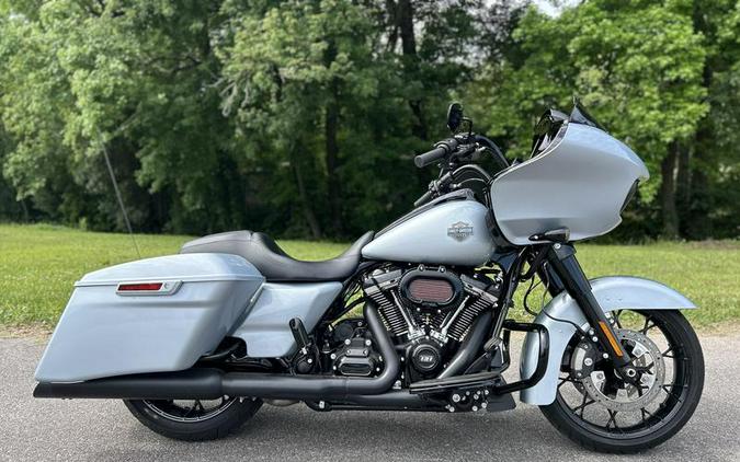 2023 Harley-Davidson Road Glide Special Review [120th Edition]