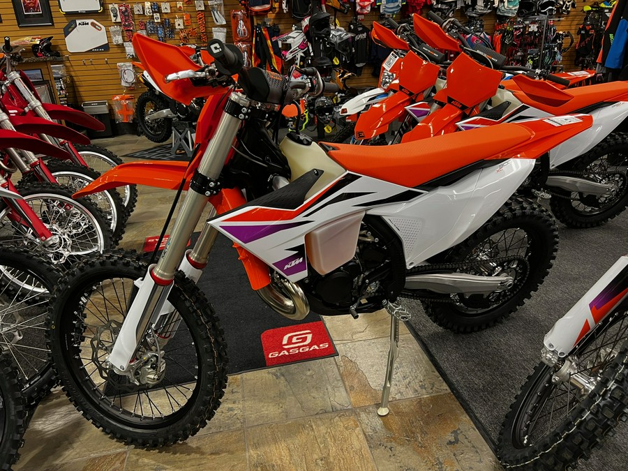 2024 KTM XC 300