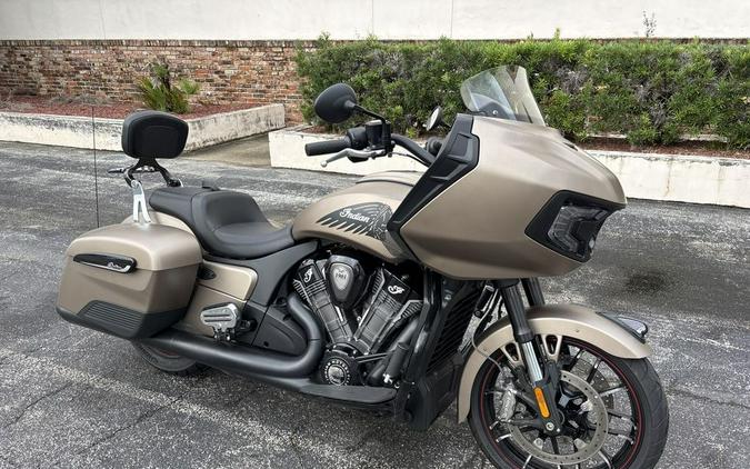 2020 Indian Motorcycle® Challenger Dark Horse Sandstone Smoke