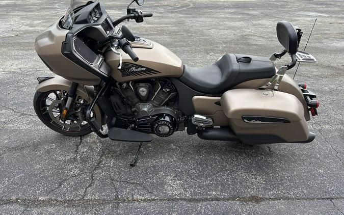 2020 Indian Motorcycle® Challenger Dark Horse Sandstone Smoke