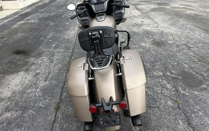 2020 Indian Motorcycle® Challenger Dark Horse Sandstone Smoke