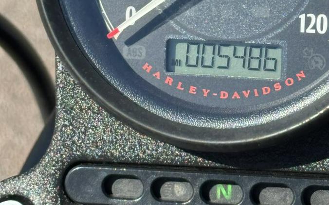 2022 Harley-Davidson® Iron 883™