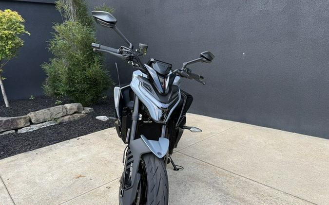 2026 CFMOTO NK 675