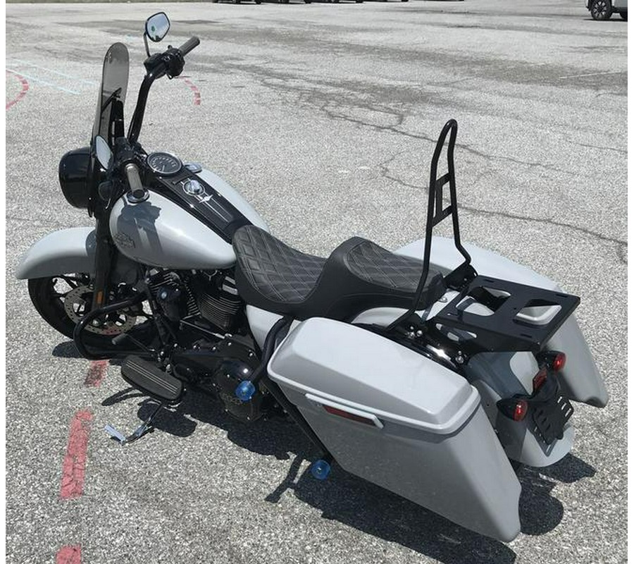 2024 Harley-Davidson® FLHRXS - Road King® Special