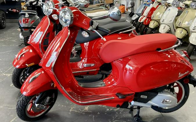 2023 Vespa Primavera 150 Red