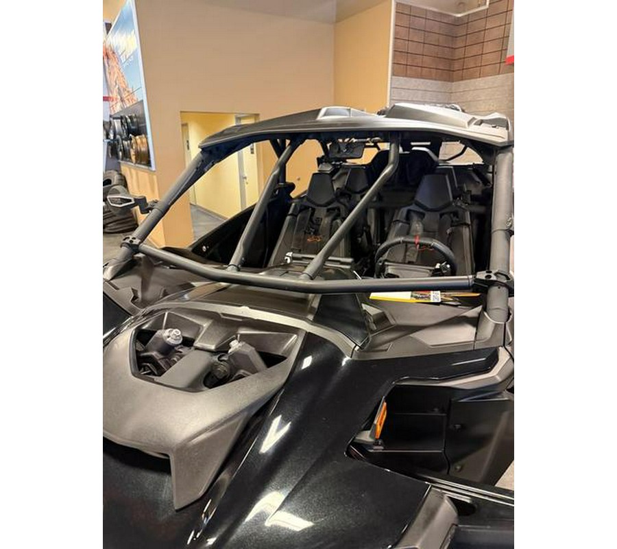 2025 Can-Am® Maverick R Max X RS