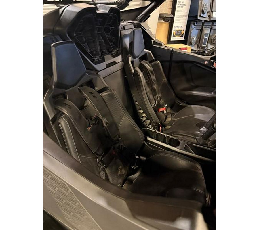 2025 Can-Am® Maverick R Max X RS