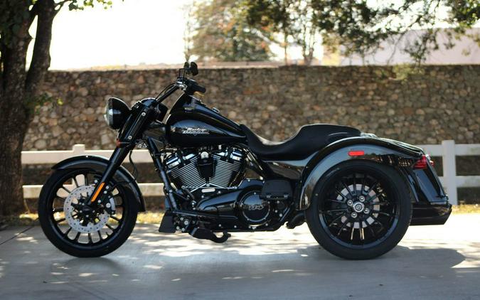 2023 Harley-Davidson® FLRT - Freewheeler®