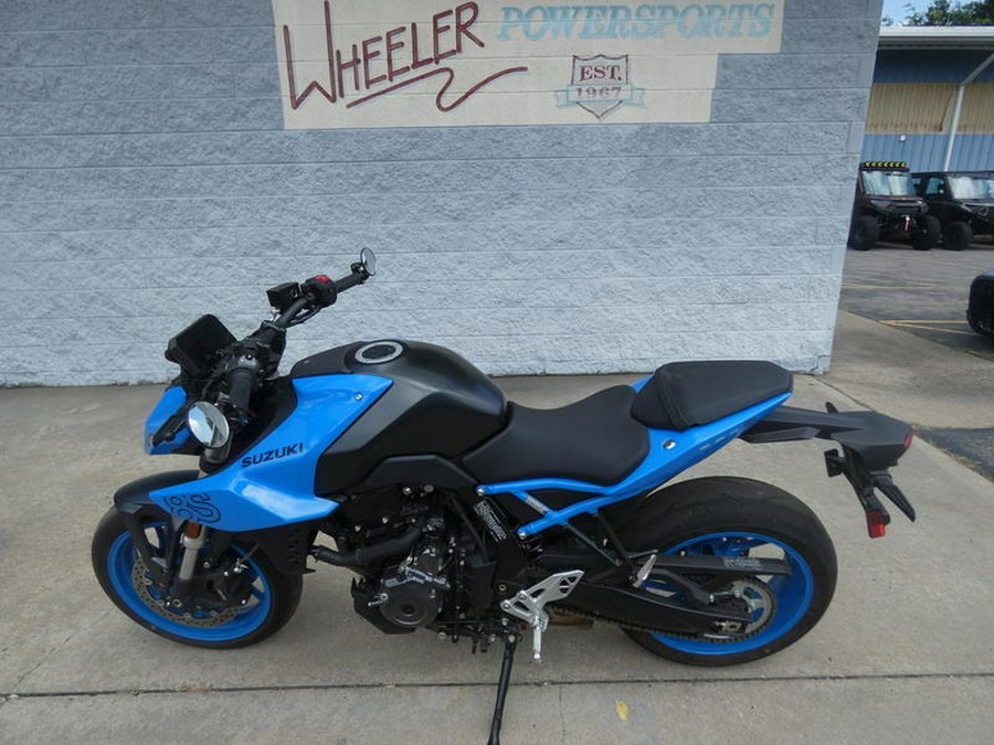 2023 Suzuki GSX-8S