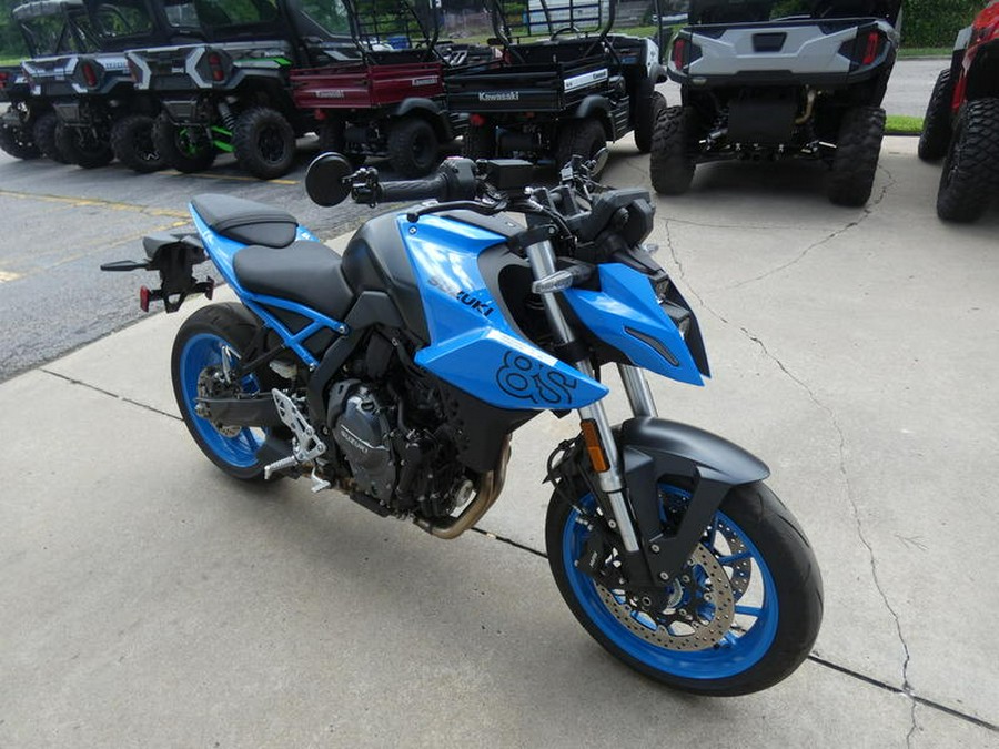 2023 Suzuki GSX-8S