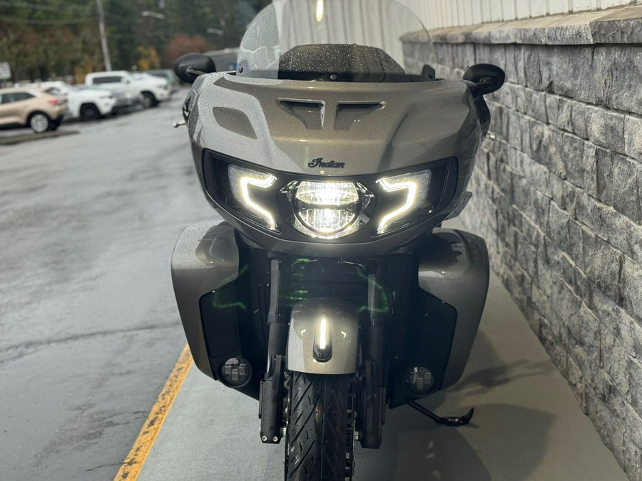 2025 Indian Motorcycle Pursuit® Dark Horse® with 112