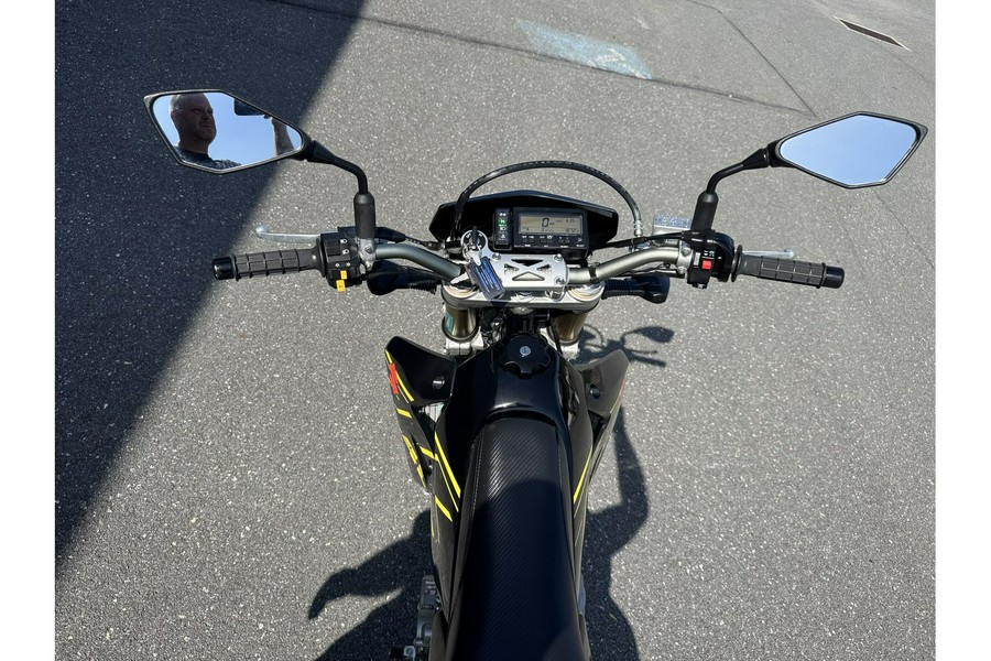 2018 DRZ400SM - Suzuki
