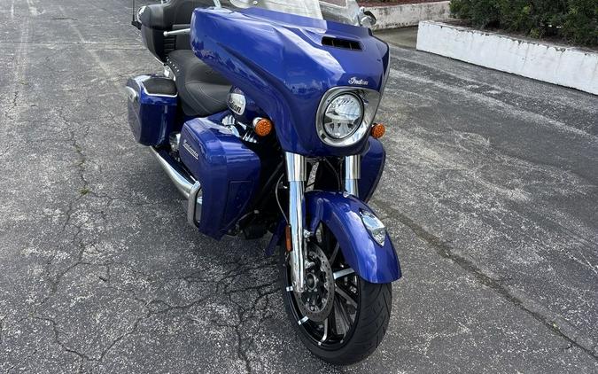 2024 Indian Motorcycle® Roadmaster® Limited with Powerband Audio Package Spirit Blue Metallic