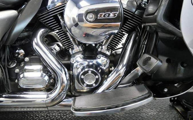 2016 Harley-Davidson® FLHTCUTG - Tri Glide® Ultra