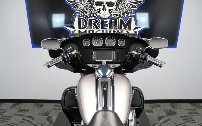 2016 Harley-Davidson® FLHTCUTG - Tri Glide® Ultra