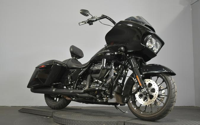 2019 Harley-Davidson Road Glide Special Vivid Black